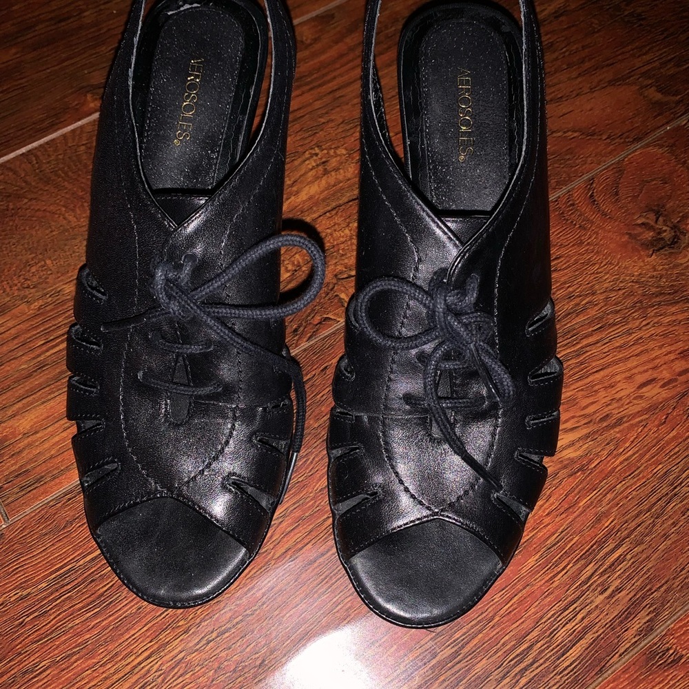 AEROSOLES Women's Black Lace Up Boots